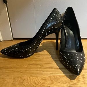 ✨SALE✨ Michael Kors black Studded Shoes (7.5)